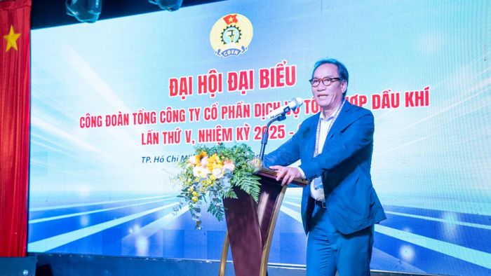 Đồng chí Vũ Tiến Dương - Bí thư Đảng ủy, Tổng Giám đốc PETROSETCO kỳ vọng Ban Chấp hành Công đoàn khóa mới sẽ tiếp tục phát huy vai trò nòng cốt, không ngừng đổi mới phương thức hoạt động và chăm lo tốt hơn cho người lao động.