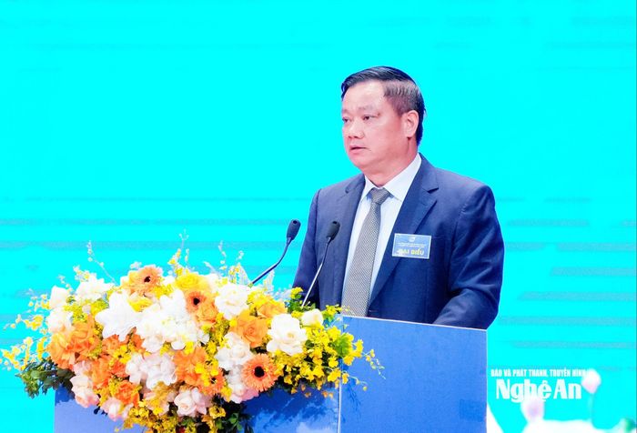 Bí thư Tỉnh ủy Nguyễn Khắc Thận phát biểu chỉ đạo Đại hội. Ảnh: Phạm Bằng