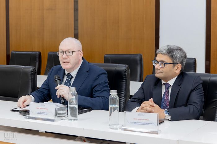 GS Monty Adkins chia sẻ cảm nghĩ