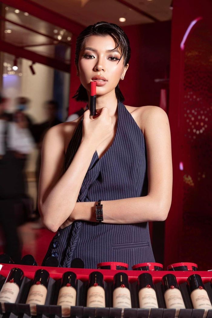 Về chuyện yêu người đồng giới, cô khẳng định sẽ công khai nếu như có tình cảm