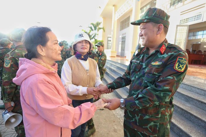 Còn nhiều điều muốn nói trong phút chia tay