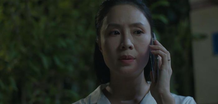 Khắc tức giận trước hành động thiếu suy nghĩ của em trai.