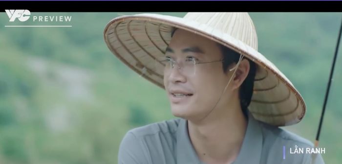 Cuộc đối đầu căng thẳng giữa ba ứng viên trong thang máy.