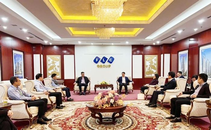 Toàn cảnh buổi làm việc.