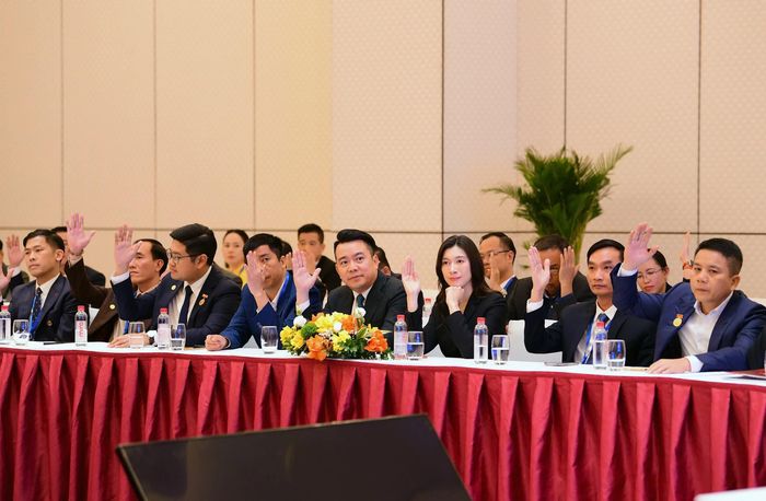 Hội nghị Ủy ban Hội Doanh nhân trẻ Việt Nam lần thứ nhất khóa VIII .ẢNH: Xuân Tùng