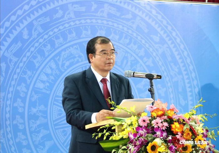 Ông Nguyễn Minh Hùng, Phó Chủ tịch UBND thành phố Hải Phòng phát biểu tại Đại hội Thể dục thể thao thành phố Hải Phòng.