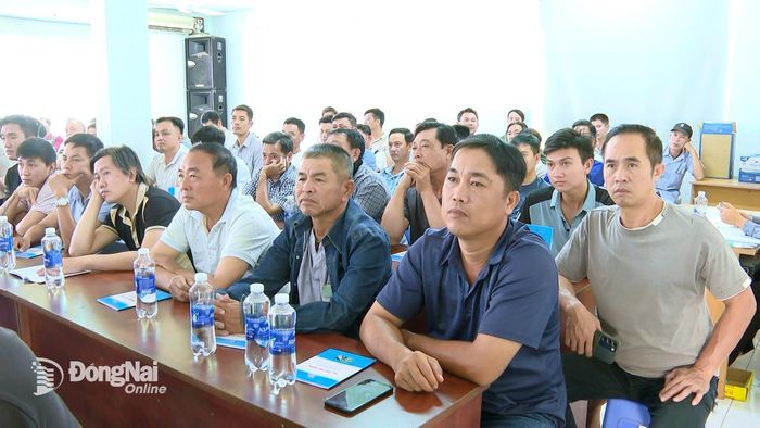 Các học viên tham gia lớp tập huấn. Ảnh: Văn Đoàn