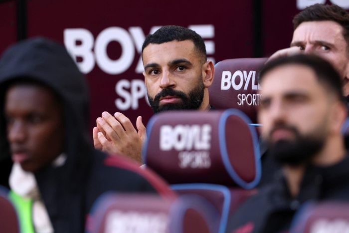Salah không còn là cái tên "không thể đụng đến" ở Anfield.