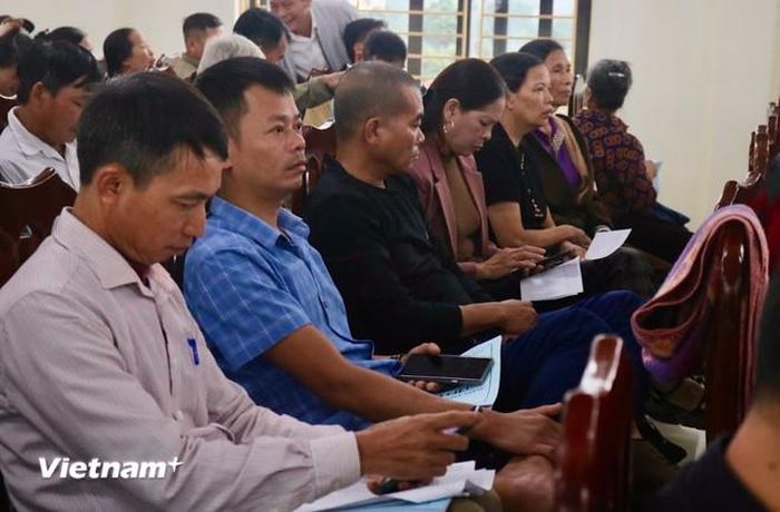  Người dân tham dự Diễn đàn. (Ảnh: Bảo Ngọc/Vietnam+) 