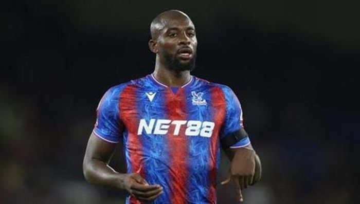 Mateta lọt tầm ngắm AC Milan.