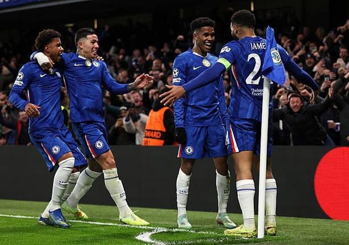 The Blues đã ra dáng một đội bóng lớn.