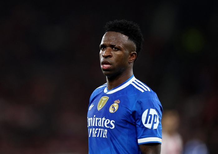  Vinicius chống đối HLV Alonso? Ảnh: Reuters. 