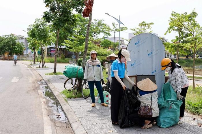  Phân loại rác tại nguồn, giúp giảm thiểu rác thải nhựa ra môi trường