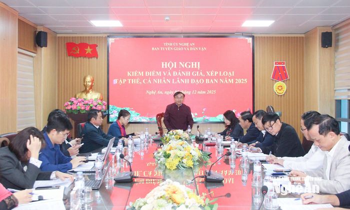 Quang cảnh hội nghị kiểm điểm, đánh giá, xếp loại tập thể, cá nhân lãnh đạo năm 2025 Ban Tuyên giáo và Dân vận Tỉnh ủy Nghệ An. Ảnh: Mai Hoa