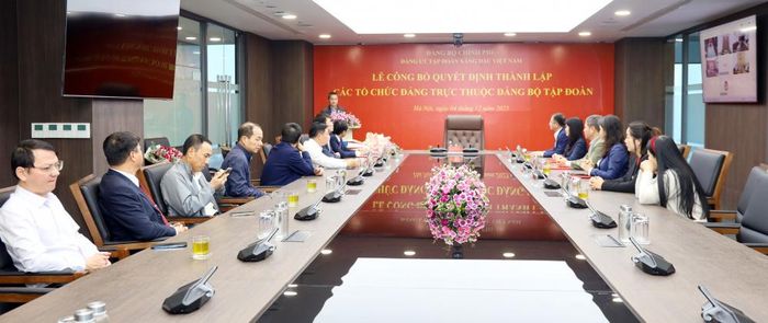 Lễ công bố được tổ chức bằng hình thức trực tiếp kết hợp trực tuyến