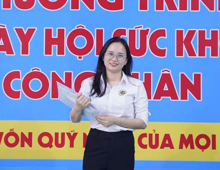 Chị Lâm Thị Diệp Sương - Ủy viên BCH Công đoàn, Phó trưởng Phòng Công tác xã hội, Bệnh viện Đa khoa thành phố Vinh.