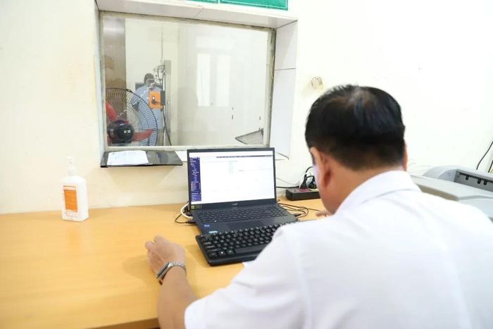 Mỗi năm, Bệnh viện Phổi Thanh Hóa tiếp nhận hàng chục nghìn lượt bệnh nhân, trong đó khoảng 60-65% có tiền sử hút thuốc lá hoặc tiếp xúc thường xuyên với khói thuốc.
