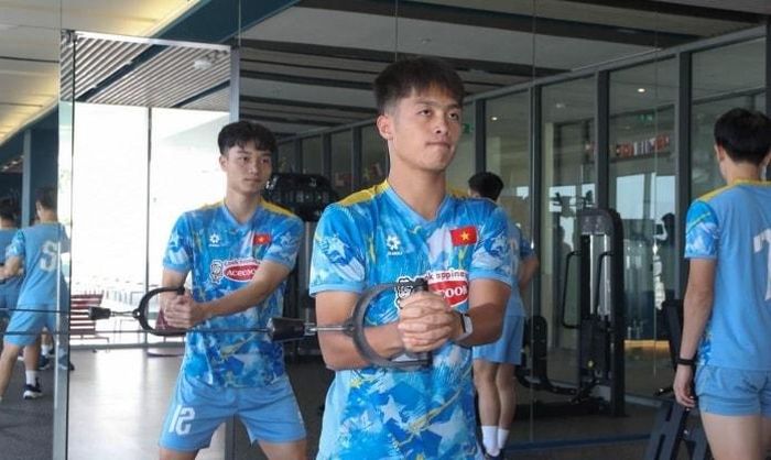 U22 Việt Nam miệt mài tập gym, chờ ngày đấu Malaysia