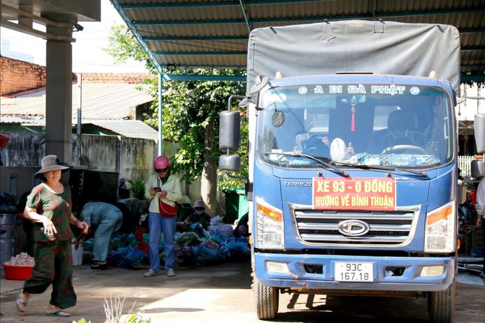 Đoàn thiện nguyện Bình Phước