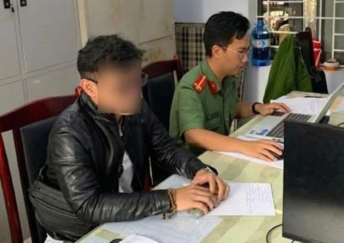 Ông N.Q.Đ (trú tại phường Quy Nhơn, tỉnh Gia Lai) bị cơ quan Công an xử phạt 7,5 triệu đồng vì đăng tin sai sự thật.