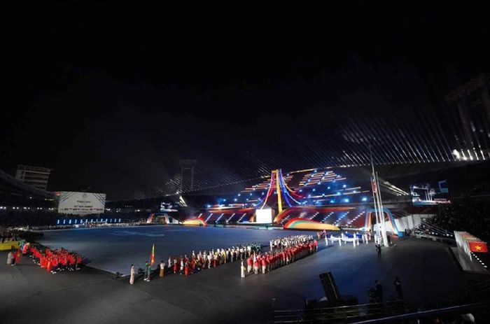 Toàn cảnh lễ khai mạc SEA Games 33. Ảnh: Nam Trần
