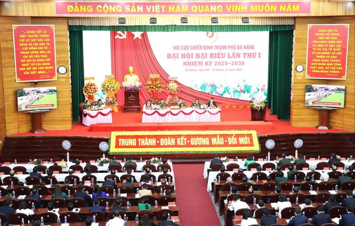 Quang cảnh Đại hội đại biểu Hội Cựu chiến binh (CCB) thành phố Đà Nẵng lần thứ I. Ảnh: NGỌC HÀ