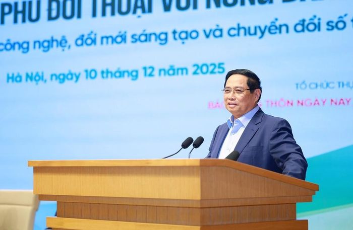 Thủ tướng đối thoại với nông dân về khoa học công nghệ, chuyển đổi số ngày 10/12/2025. Ảnh: Dương Giang