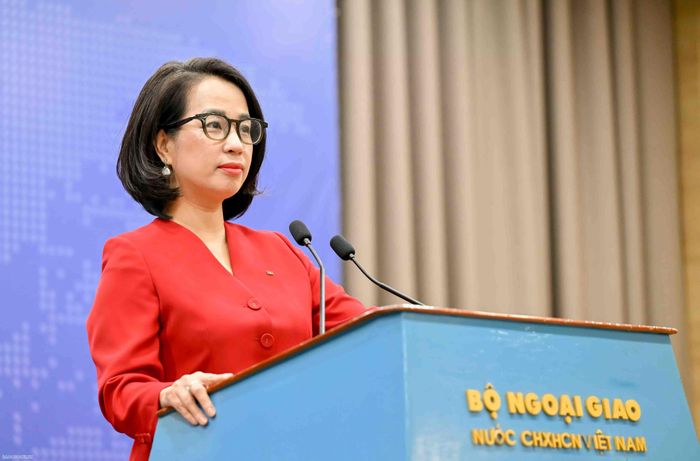 Người phát ngôn Bộ Ngoại giao Phạm Thu Hằng trả lời câu hỏi của phóng viên về việc Ban tổ chức SEA Games 33 sai sót trong thể hiện bản đồ Việt Nam. (Ảnh: Nguyễn Hồng)