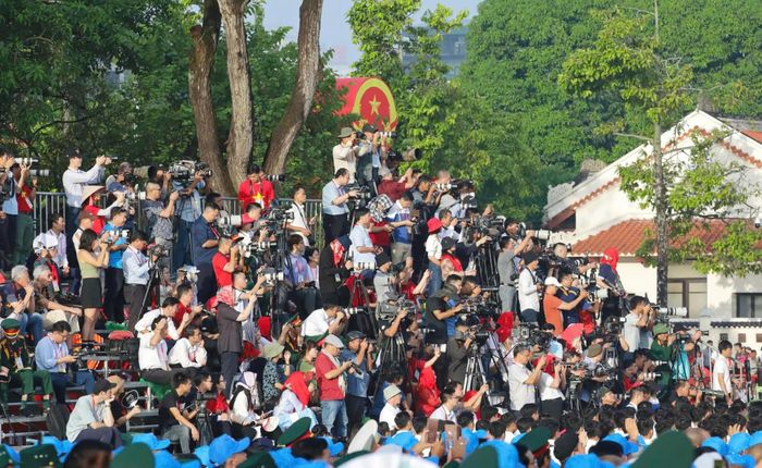 Luật Báo chí sửa đổi vừa được Quốc hội thông qua đang mở ra những cơ hội mới cho báo chí Việt Nam phát triển.