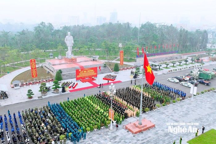 Toàn cảnh Lễ ra quân. Ảnh: Trọng Tuấn
