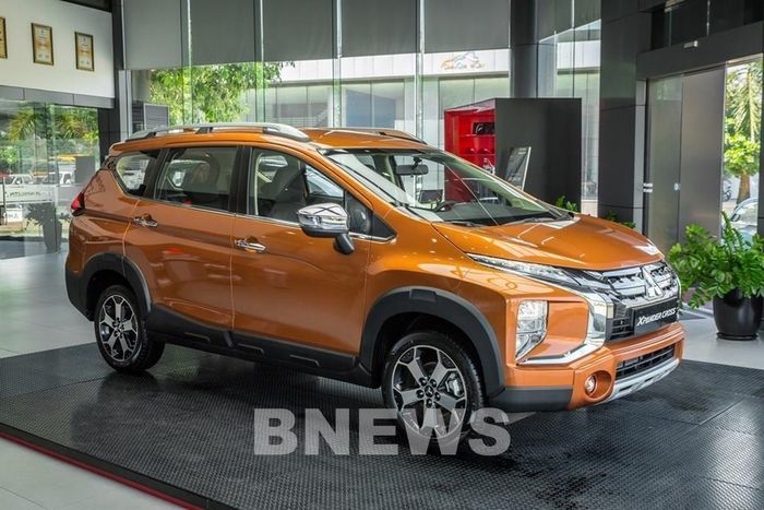 Mitsubishi Xpander tiếp tục dẫn dắt doanh số bán hàng toàn thị trường ô tô đốt trong tại Việt Nam trong tháng 11/2025. Ảnh: Văn Xuyên/BNEWS/TTXVN