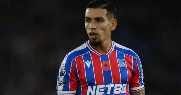 Parker nhận định Daniel Munoz là mẫu cầu thủ phù hợp với Man United lúc này.
