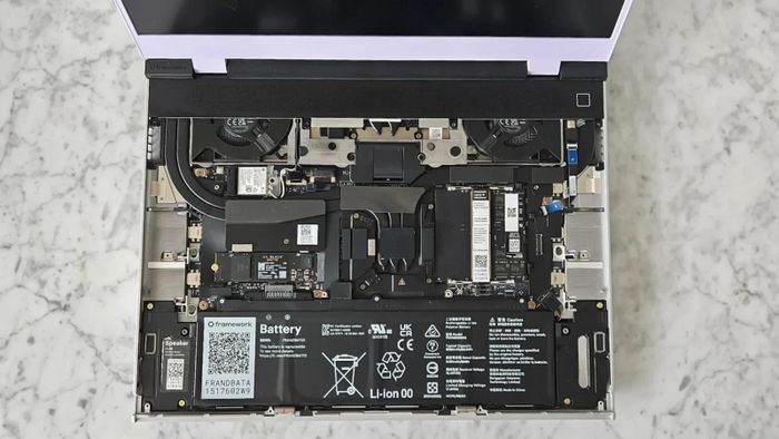 Framework là công ty mới nhất tăng giá để đối phó với chi phí bộ nhớ tăng vọt. (Nguồn: PCMag)