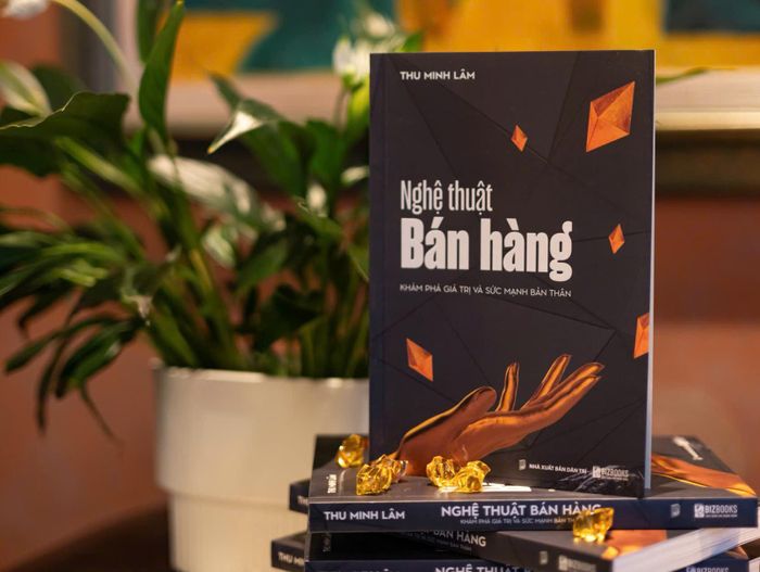 Sự ra đời của cuốn sách đánh dấu một bước tiến mới của tác giả Thu Minh Lâm trong hành trình nghiên cứu và chia sẻ tri thức kinh doanh.