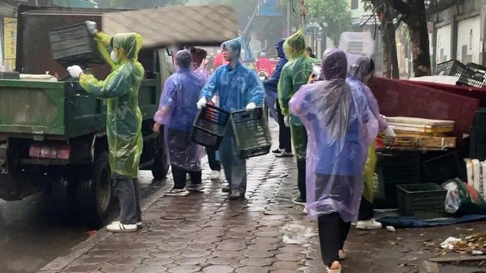 Phường Cầu Giấy tổ chức tăng cường xử lý vi phạm trật tự đô thị trên địa bàn.