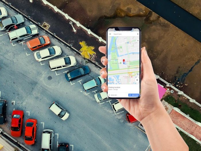 Trước đây, việc lưu vị trí đỗ xe yêu cầu thao tác thủ công khá bất tiện.