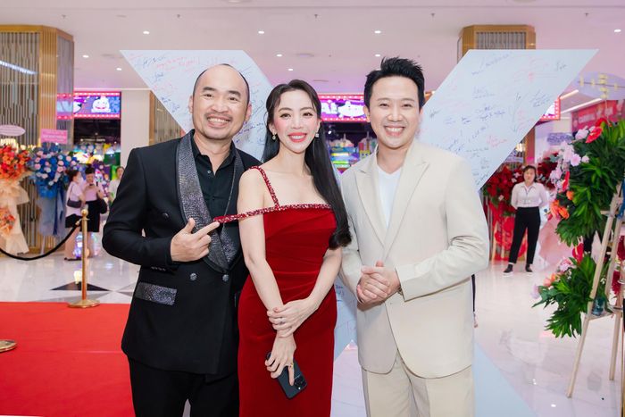 Dù không còn thân thiết và gặp gỡ thường xuyên, các nghệ sĩ vẫn dõi theo và ủng hộ sự nghiệp của nhau. Ảnh: FBNV
