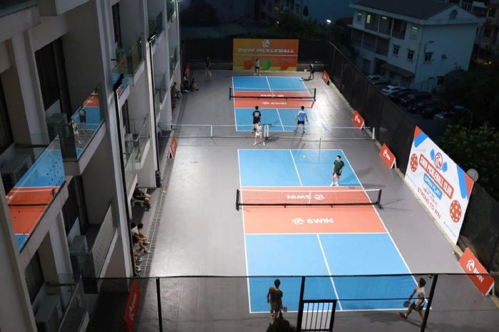 Vấn đề tiếng ồn sân pickleball không chỉ là chuyện “bao nhiêu dB” mà là bài toán quy hoạch. Ảnh: VNB