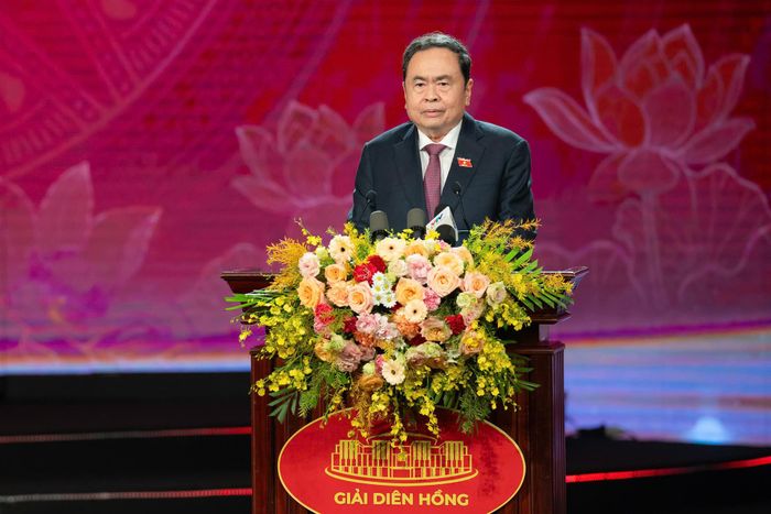 Chủ tịch Quốc hội Trần Thanh Mẫn phát biểu tại lễ trao giải. Ảnh: QH