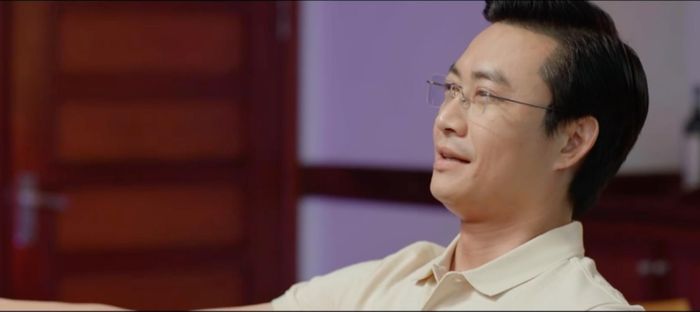 Khắc bắt đầu bị kéo vào kế hoạch tháo gỡ sai phạm của Trinh Tam.