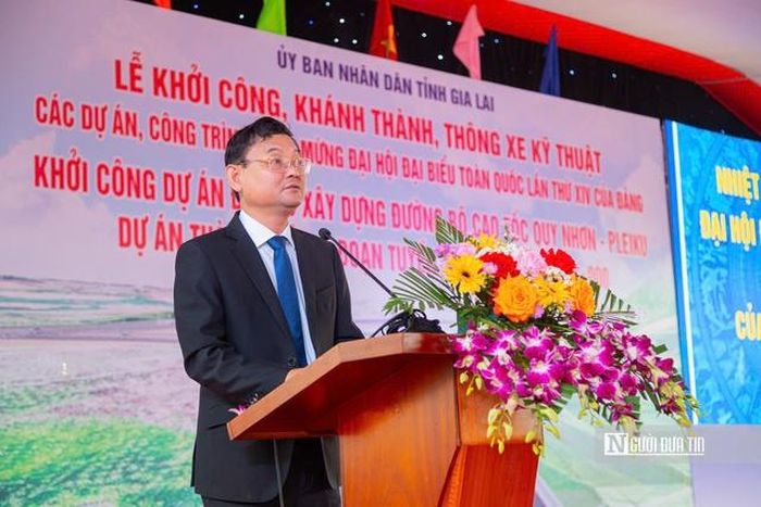 Ông Nguyễn Tự Công Hoàng, Phó Chủ tịch UBND tỉnh Gia Lai phát biểu chỉ đạo tại lễ khởi công động thổ dự án