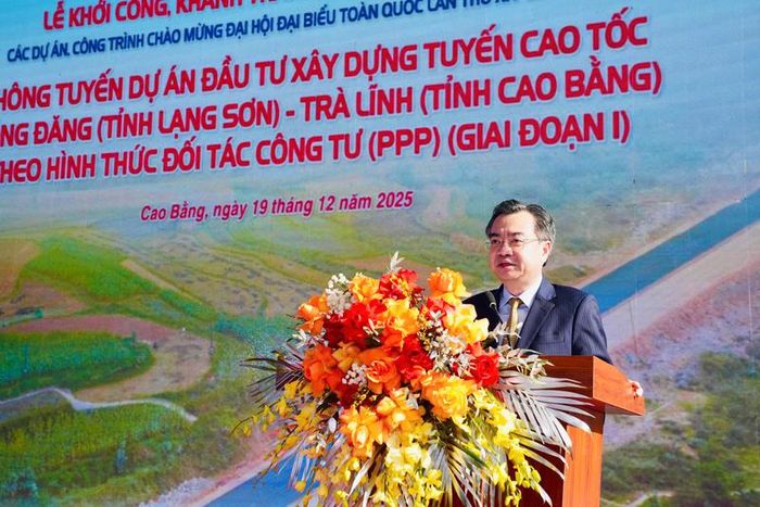 Ông Nguyễn Thanh Nghị - Trưởng Ban Chính sách, chiến lược Trung ương phát biểu tại buổi lễ.
