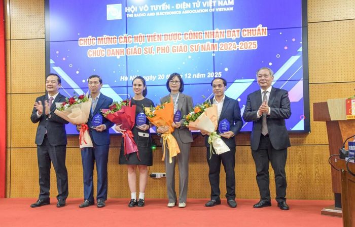 Vinh danh các hội viên đạt chuẩn Giáo sư, Phó Giáo sư năm 2024 -2025