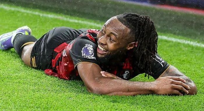 Semenyo muốn đến Liverpool.