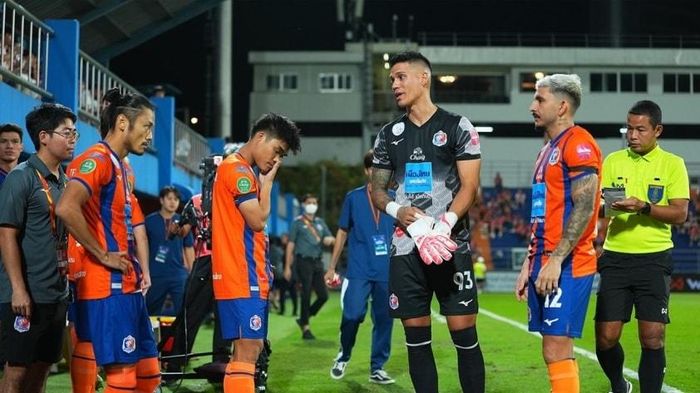 "Drama" mới nhất của Port FC càng khiến bóng đá Thái Lan trở nên u ám (Ảnh: Thairath).