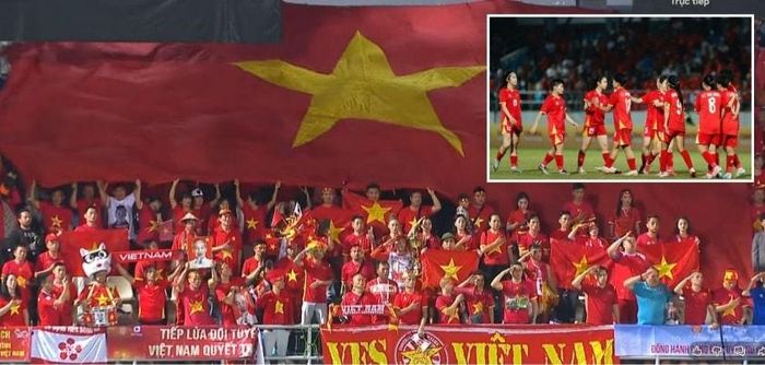 CĐV Việt Nam luôn dành tình yêu lớn lao cho các cô gái vàng Việt Nam.