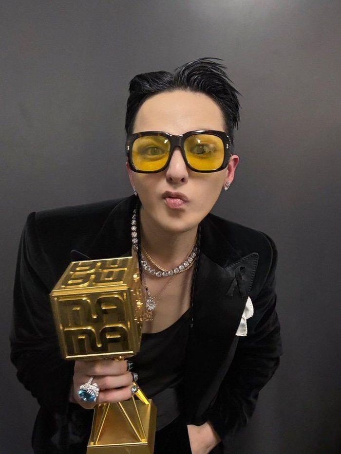G-Dragon. Ảnh: Instagram