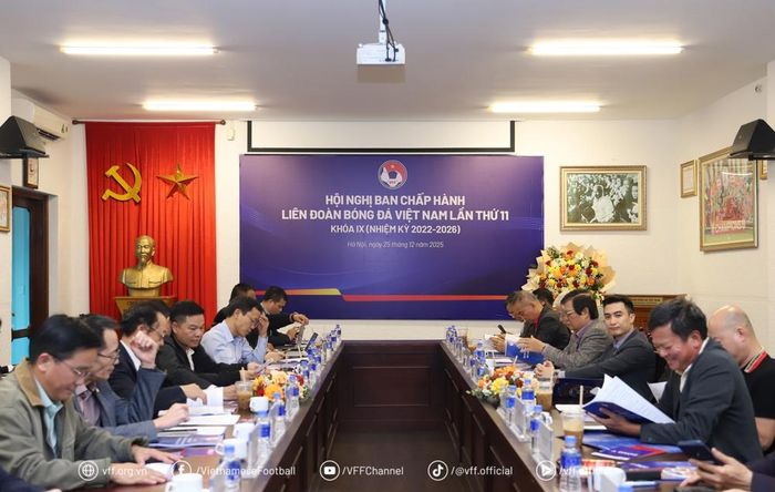 Hội nghị BCH LĐBĐ Việt Nam lần thứ 11 khóa IX. Ảnh VFF