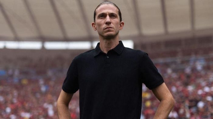 Filipe Luis bất ngờ trở thành ứng viên hàng đầu để dẫn dắt Chelsea (Ảnh: ESPN).