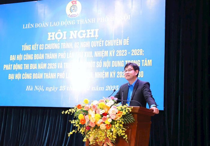 Chủ tịch LĐLĐ thành phố Nguyễn Văn Thắng phát biểu. Ảnh: PV